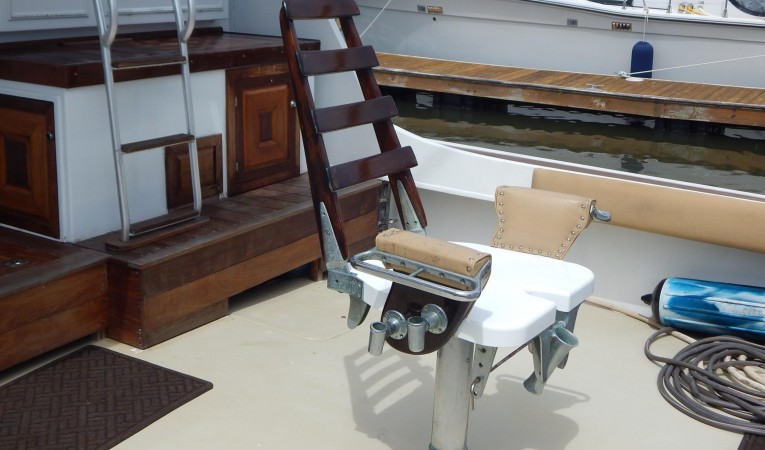 53 Hatteras Fighting Chair