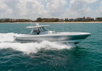 40' Intrepid 2021