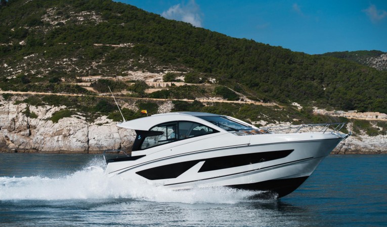 32 Beneteau 