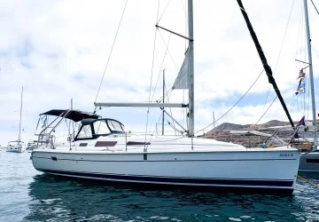 33' Hunter 2004