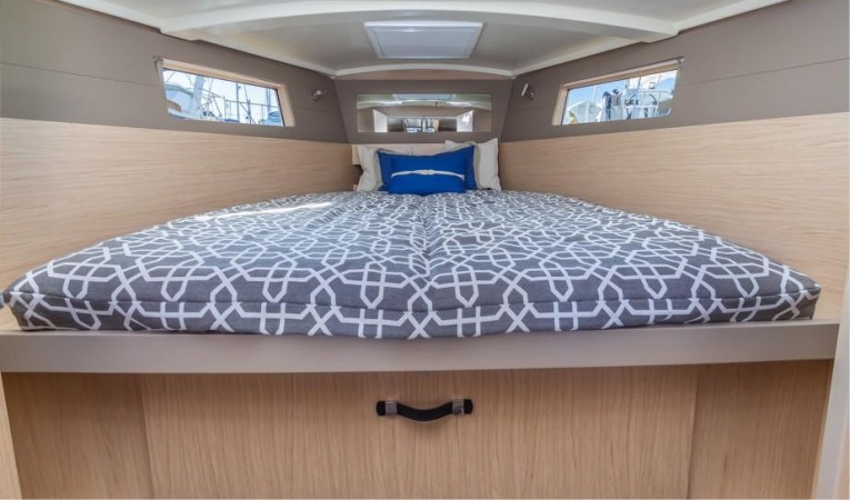 41 Beneteau Master Cabin
