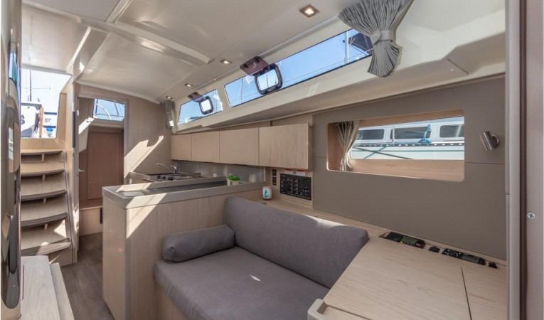 41 Beneteau Salon 3
