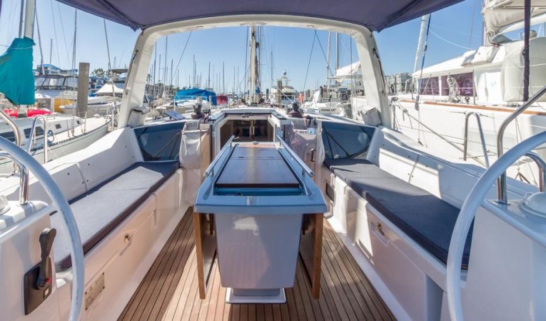 41 Beneteau Cockpit