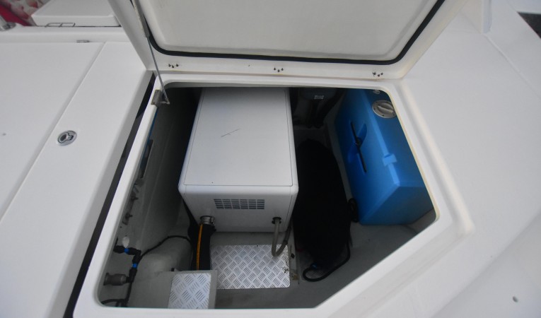 51 Leopard Generator locker and huge storage