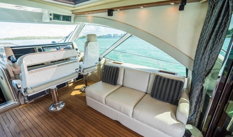 60 Sea Ray 