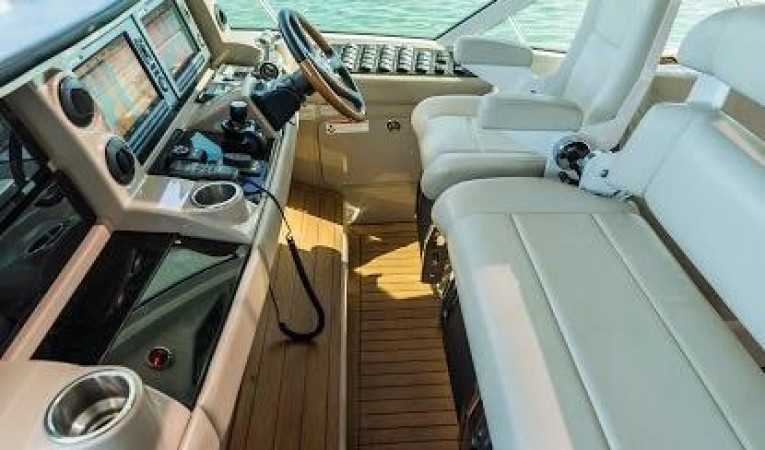 60 Sea Ray 
