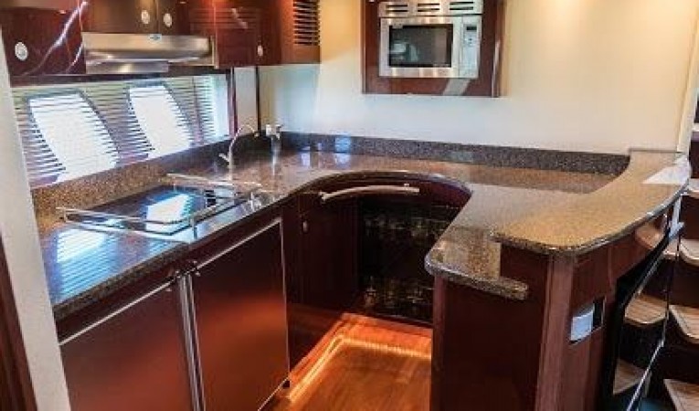 60 Sea Ray 