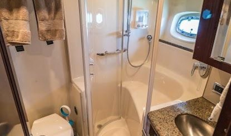 60 Sea Ray 