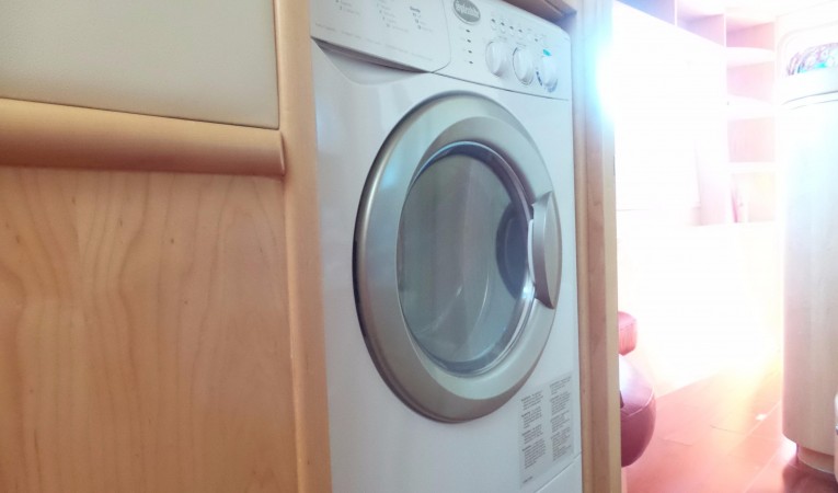 50 Prout International Washer/Dryer