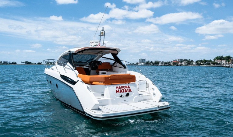 38 Azimut 