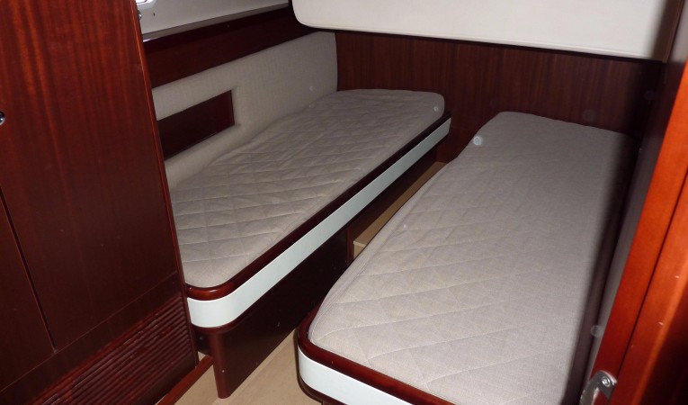 62 Moody Guest Cabin