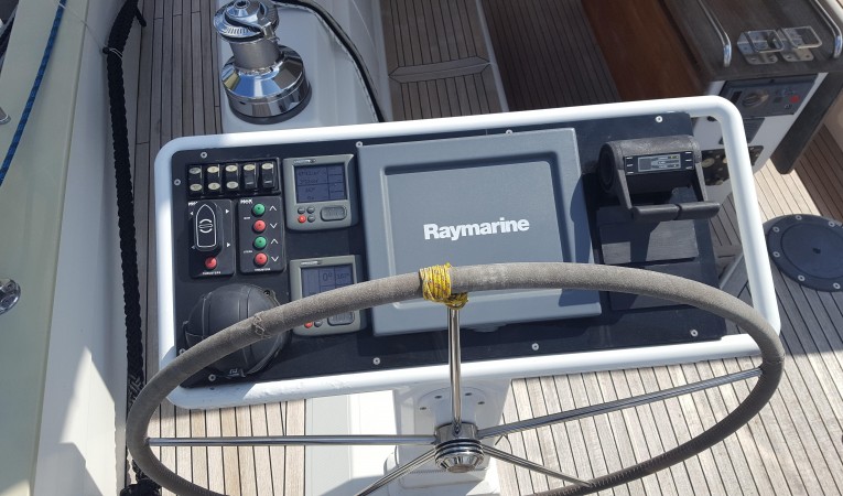 62 Moody Port Side Steering