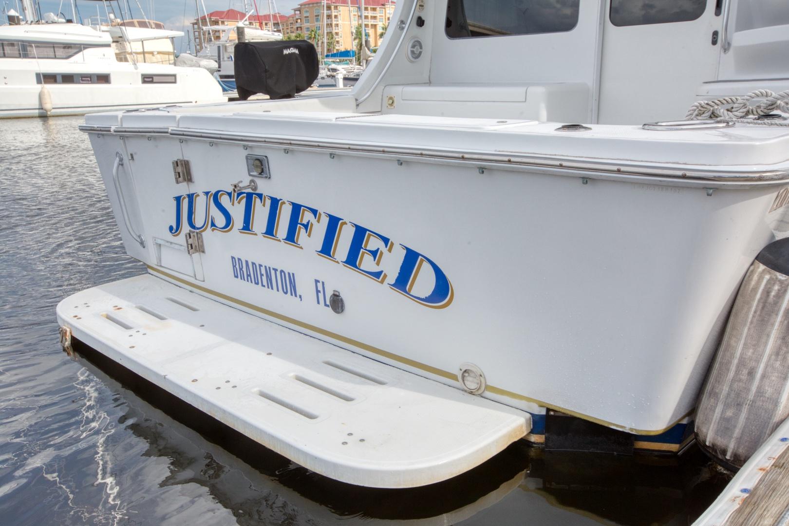 36 Luhrs 2002 JUSTIFIED Bradenton, Florida Sold on 2020-10-08 by