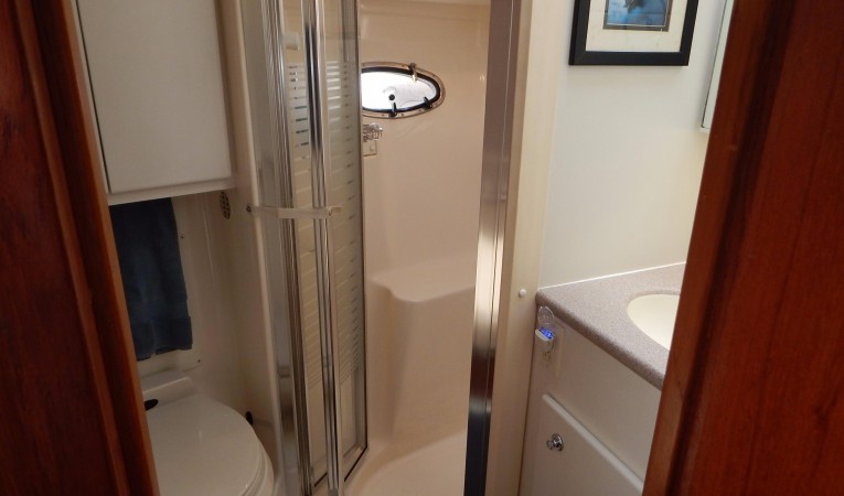 41 Tiara Private Head