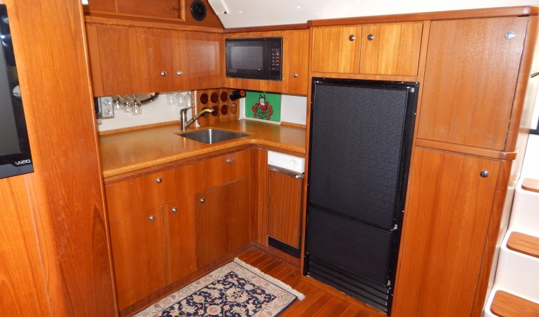 41 Tiara Galley
