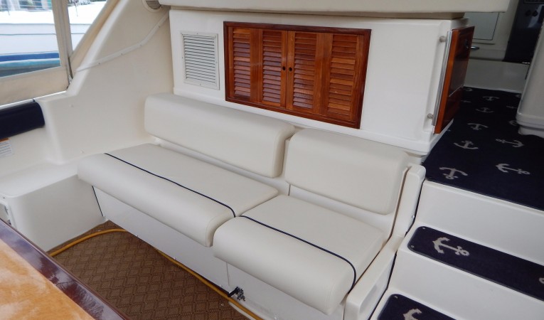 41 Tiara Bench and TV Cabinet