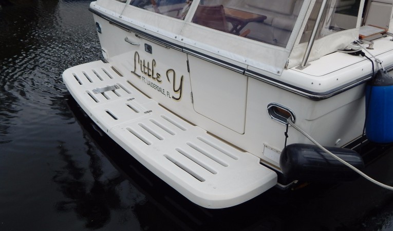 41 Tiara Transom