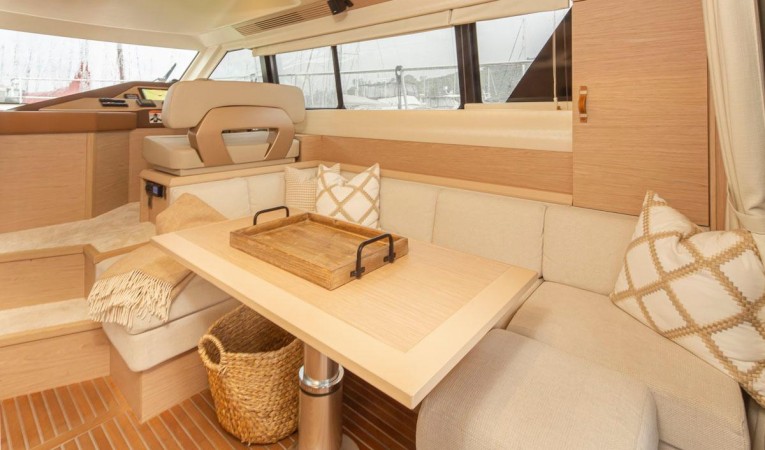 45 Beneteau 