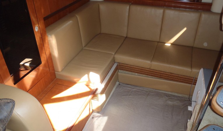 39 Sea Ray Mid cabin