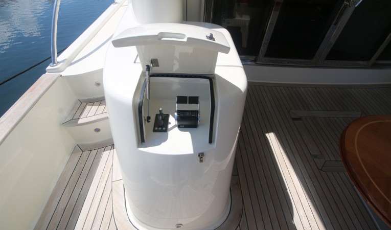 66 Vicem port wing controls