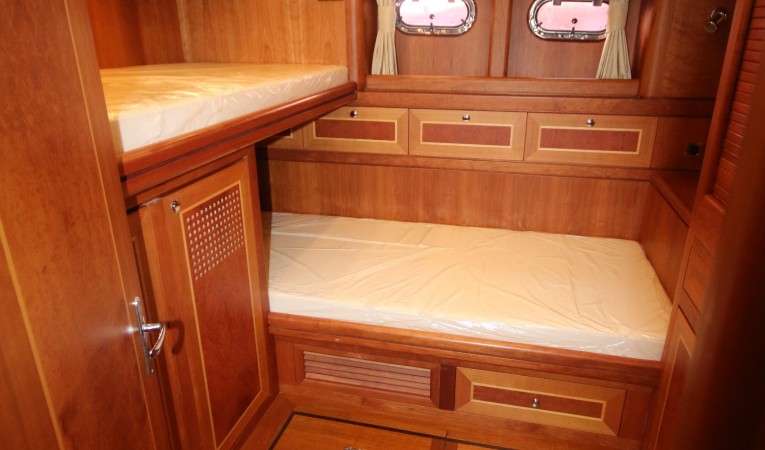 66 Vicem crew quarters