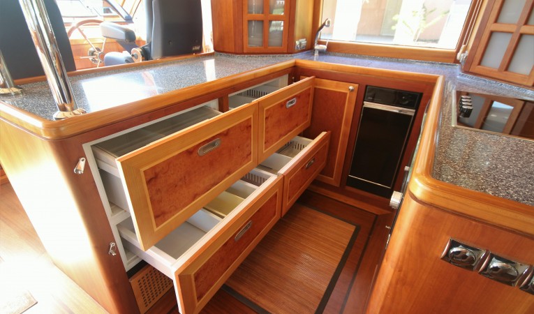 66 Vicem Sub-Zero drawers