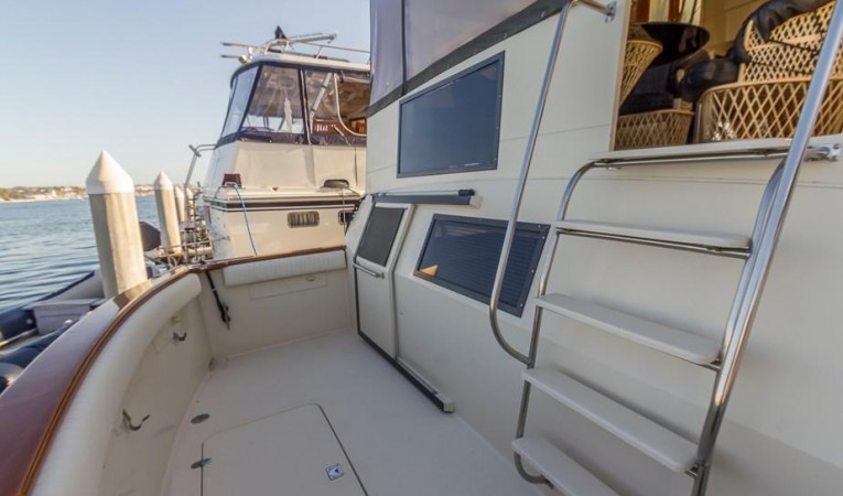 48 Californian Aft Cockpit