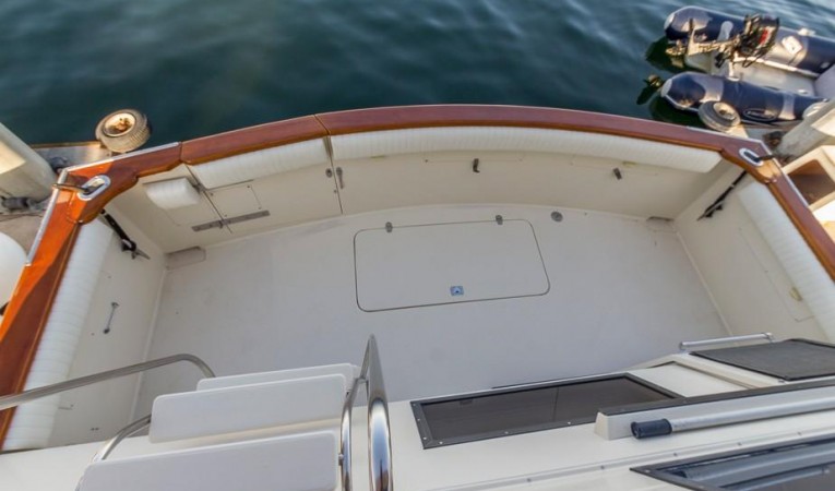 48 Californian Aft Cockpit