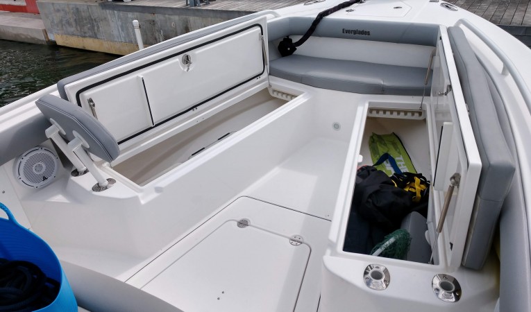 27 Everglades Under Seat Stowage