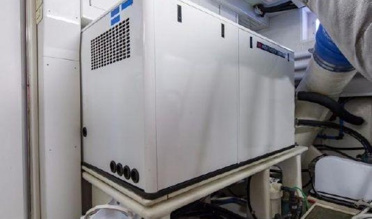 66 Offshore Generator 2