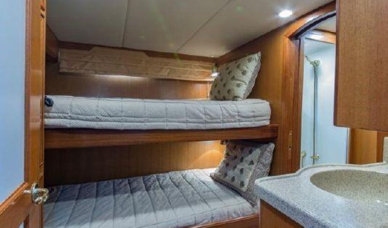 66 Offshore Guest/Crew Stateroom
