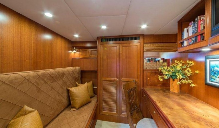 66 Offshore Covertible Guest Stateroom/Office