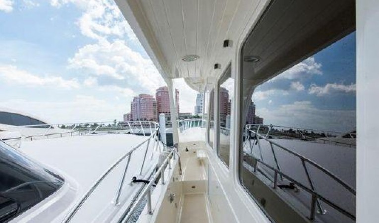 66 Offshore Port Side Deck