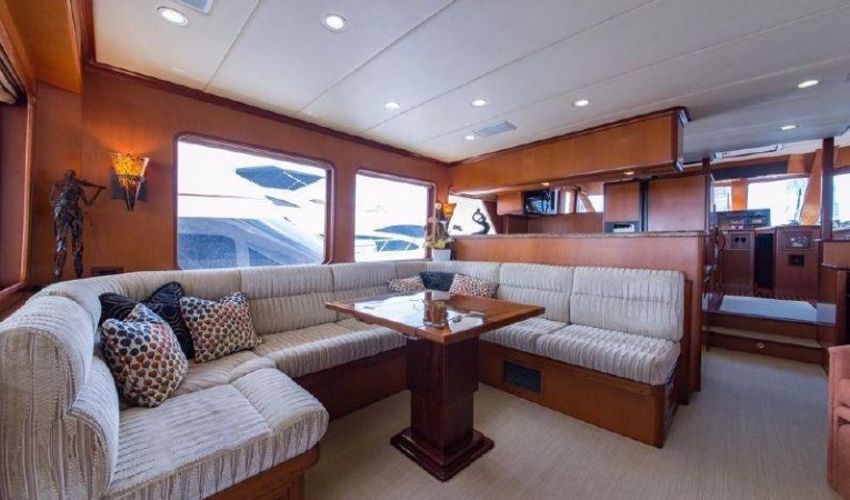 66 Offshore Salon Settee Table Up