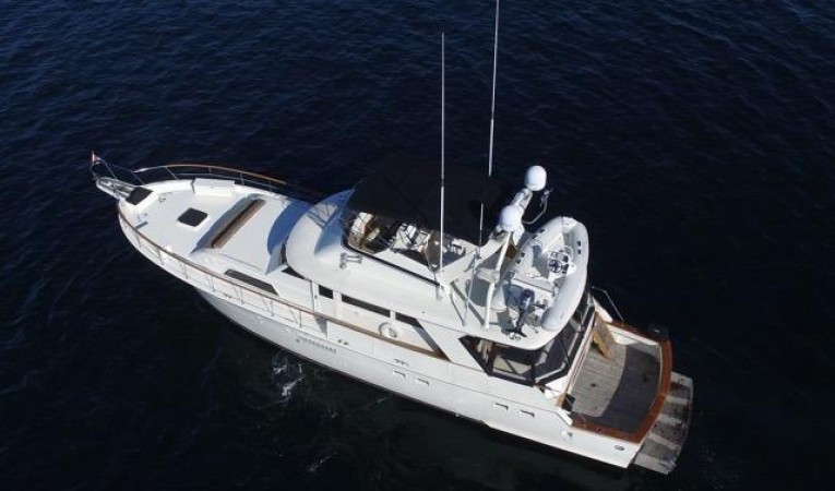 58 Hatteras Overhead