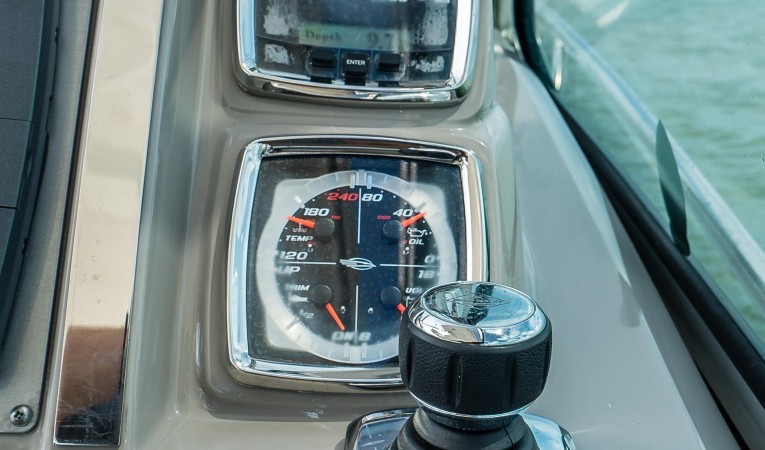 31 Chaparral Joystick