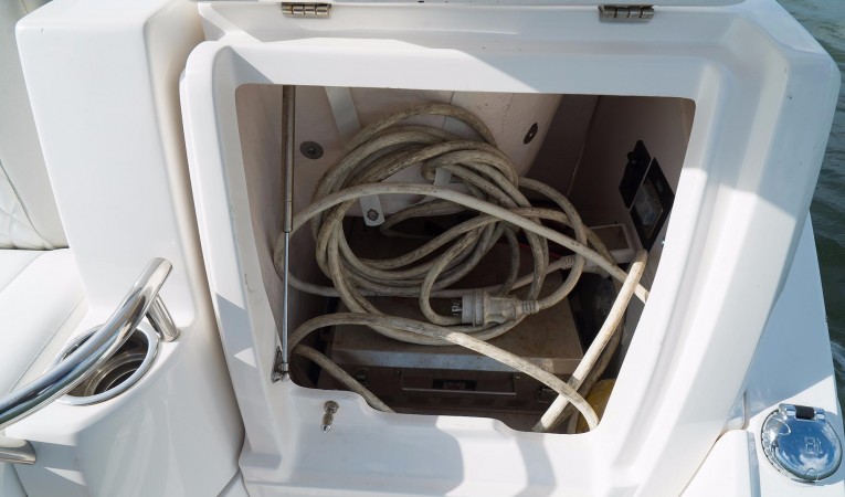 31 Chaparral Shore Power and Grill Storage