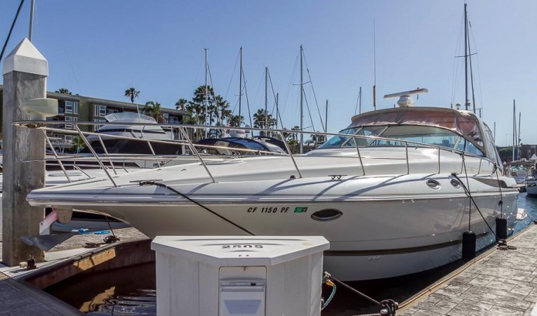 38 Cruisers Yachts Port Side View
