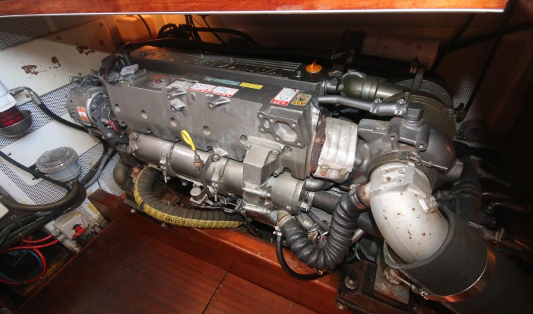 42 Vicem starboard engine