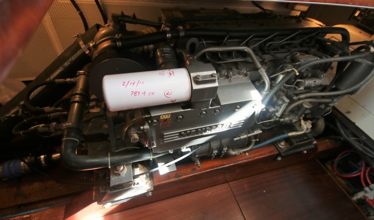 42 Vicem port engine