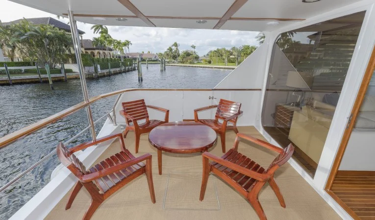 82 Broward Aft deck