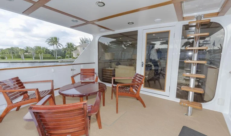 82 Broward Aft deck