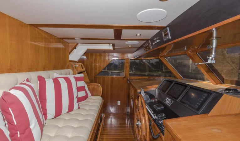 82 Broward Pilothouse