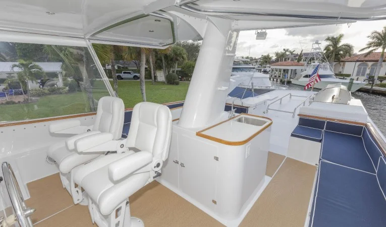 82 Broward Flybridge