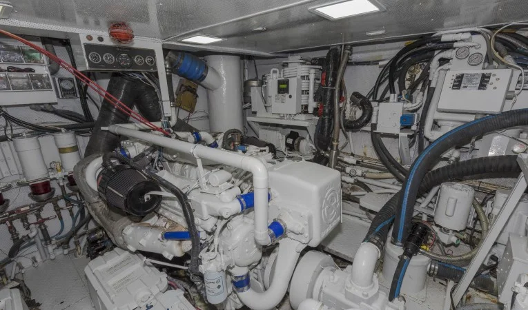 82 Broward Engine room
