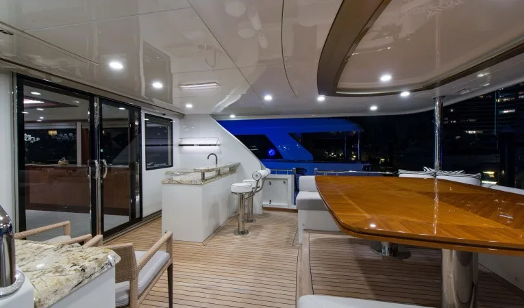 100 Ocean Alexander Aft Deck
