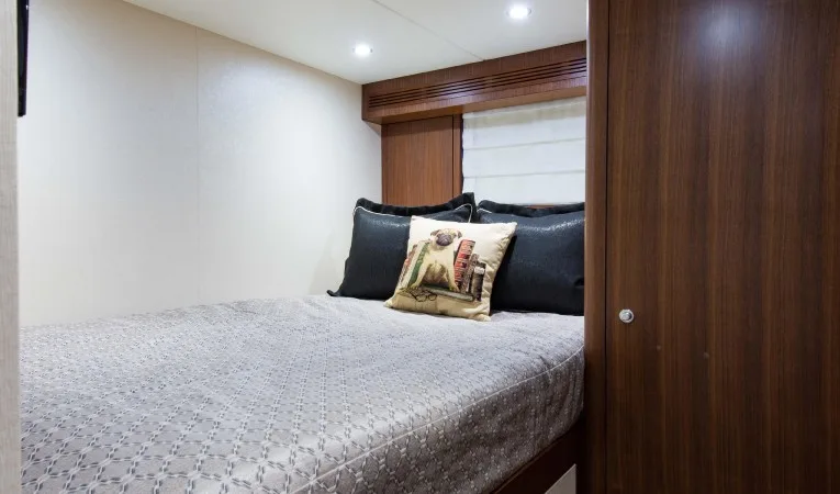 100 Ocean Alexander Crew Quarters