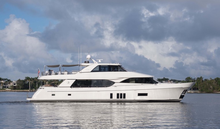 100 Ocean Alexander 