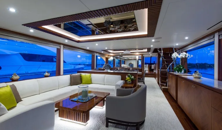 100 Ocean Alexander Main Salon