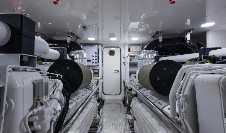100 Ocean Alexander Engine Room